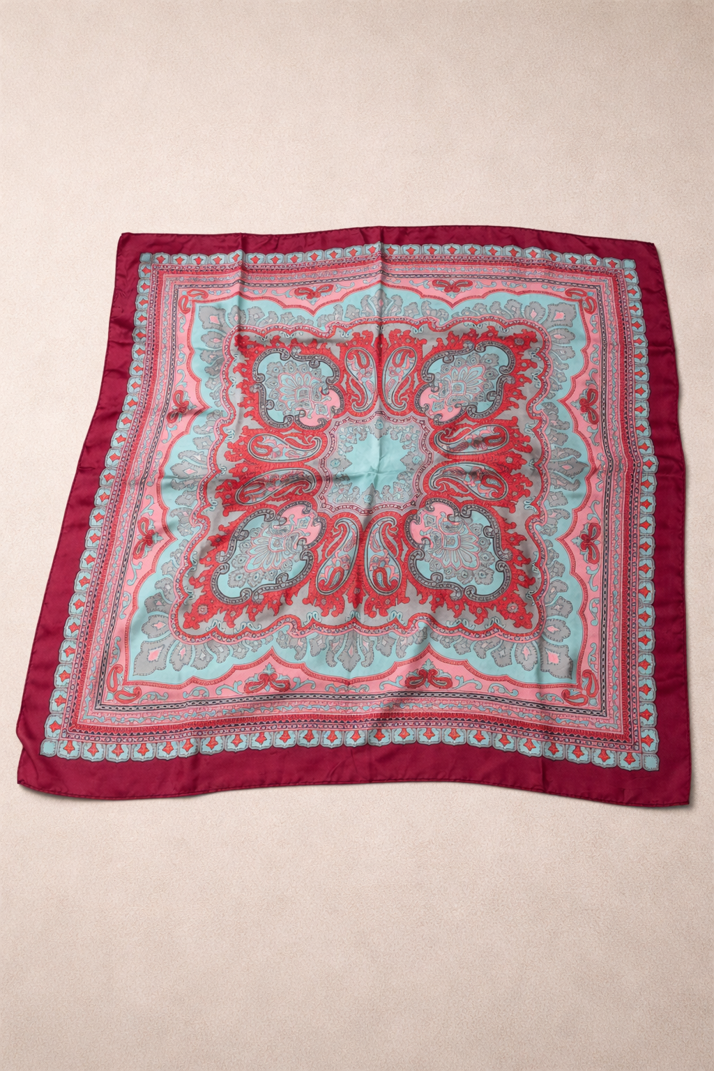 Pañuelo satinado estampado