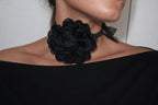 Choker Flor Negra