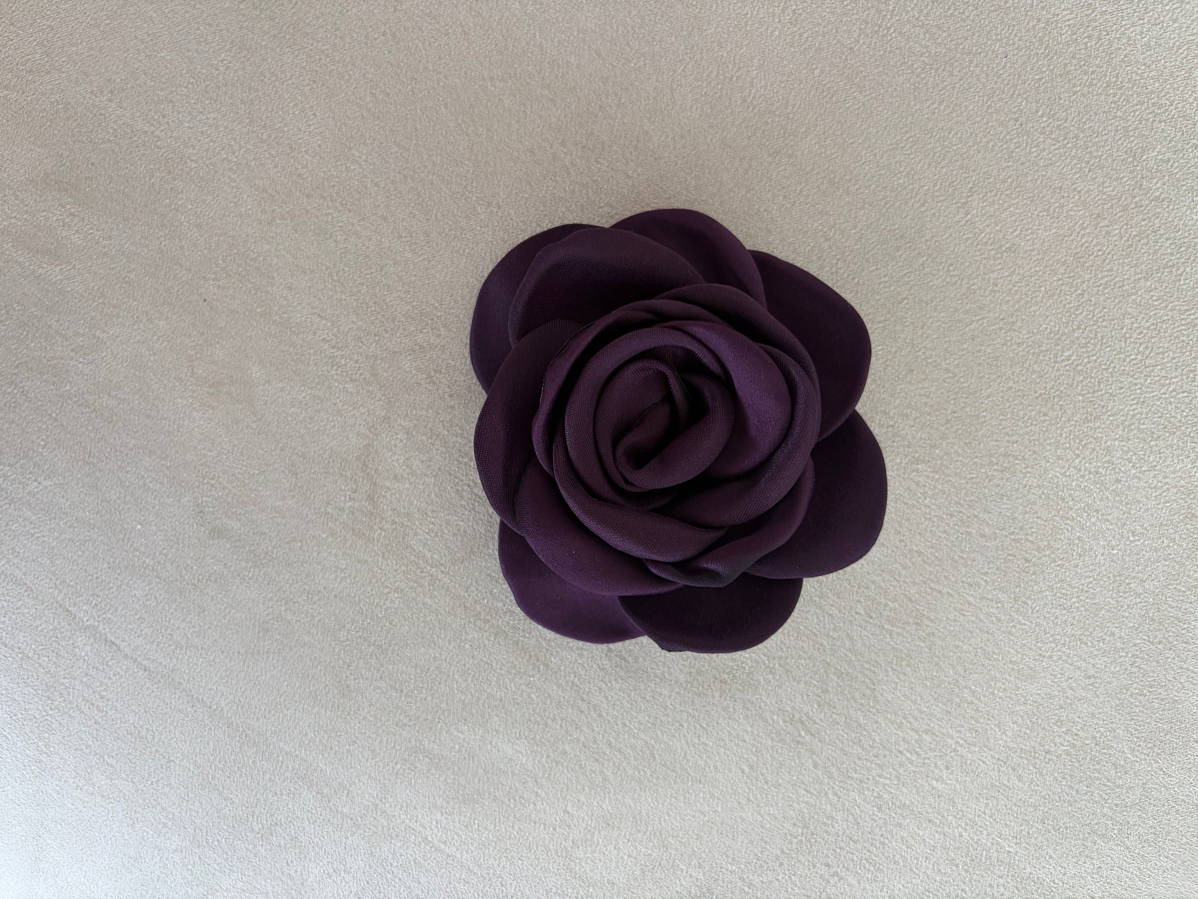 Tocado Flor Tela Satén - Morado