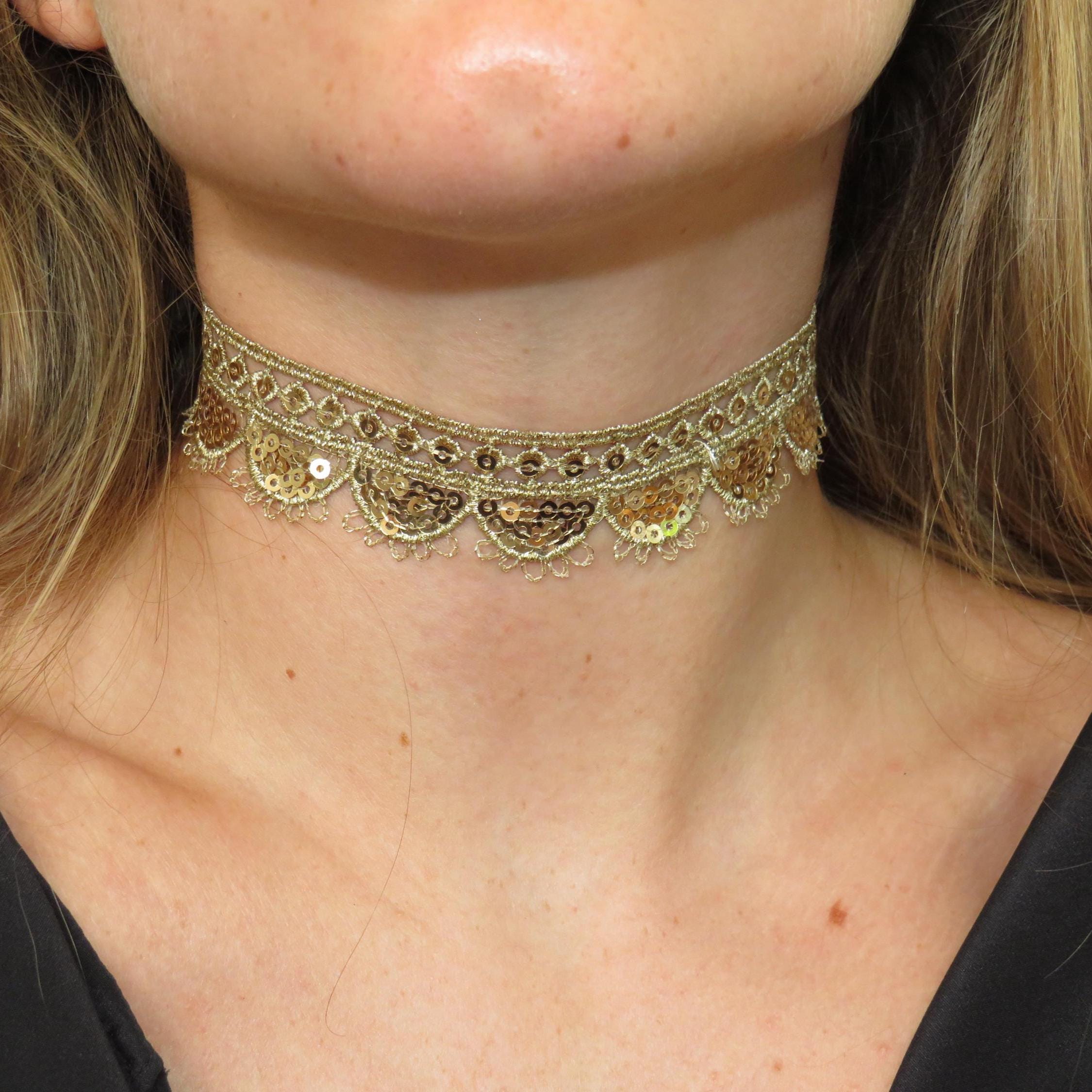 Choker Aura