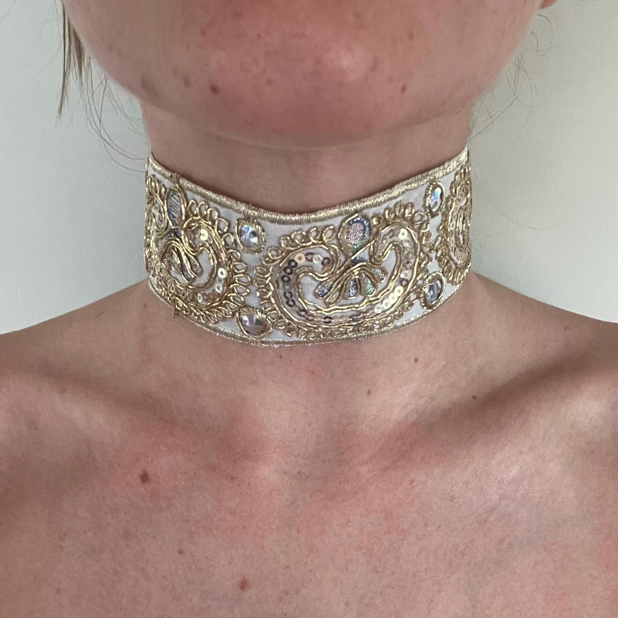 Choker Hilandra
