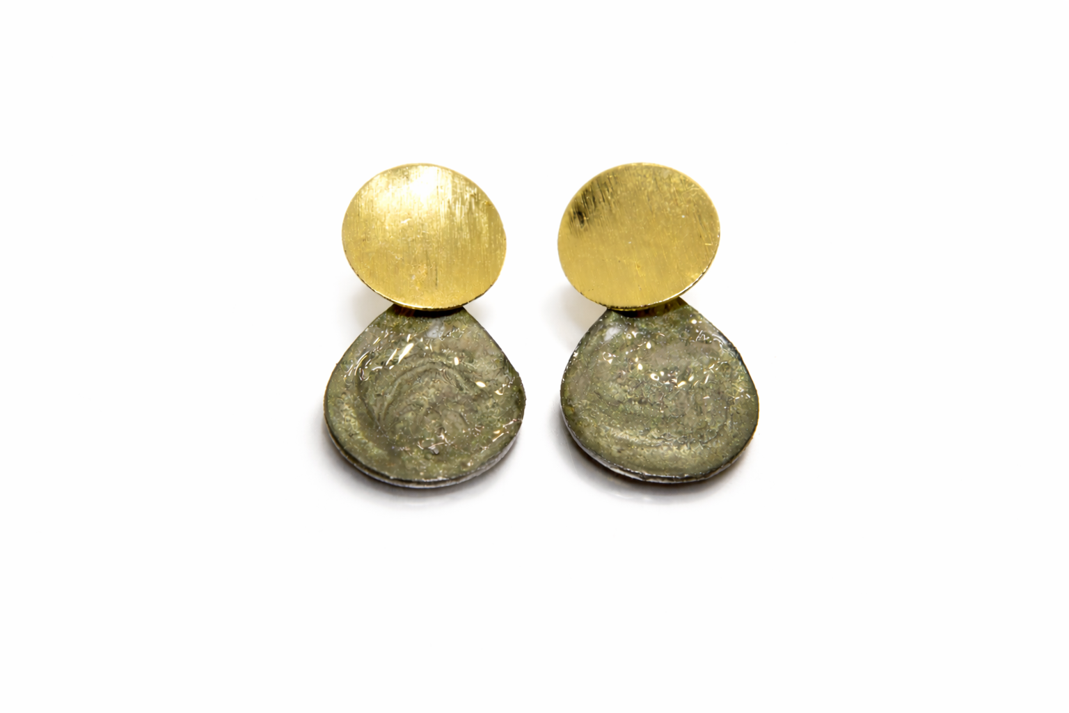Pendientes Lira